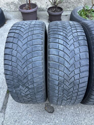 Gume i felne: Na prodaju polovne zimske gume Bridgestone
Dimenzije: 205/55 na lalafo.rs — 15 Gume i felne: Na prodaju polovne zimske gume Bridgestone
Dimenzije: 205/55 — 15
