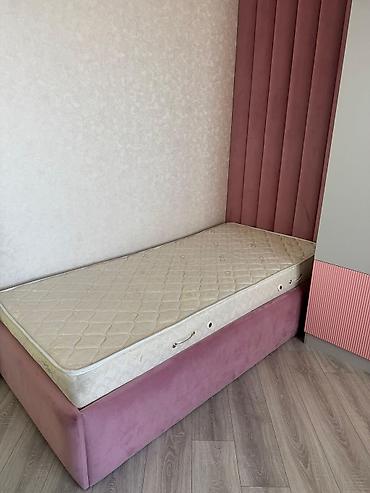 elektrikli dosek: Oğlan və qız üçün, İşlənmiş, 2 təknəfərlik çarpayı, Yazı masası — 5
