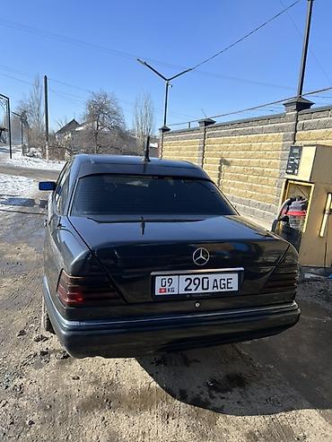 Mercedes-Benz: Mercedes-Benz W124: 1992 г., 2 л, Механика, Бензин, Седан — 8