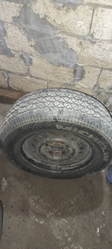 az işlənmiş təkərlər: İşlənmiş Disk təkər Mitsubishi 225 / 60 / R <13, 5 Boltlu