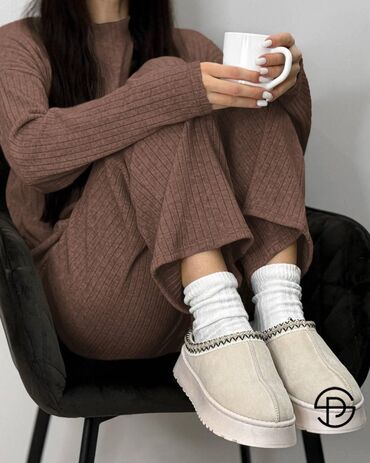 Kompleti: Mekana trikotaza 2400 dinara — 10