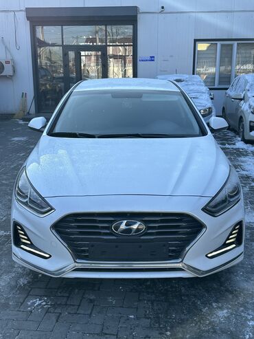 Hyundai: Hyundai Sonata: 2018 г., 2 л, Типтроник, Газ, Седан