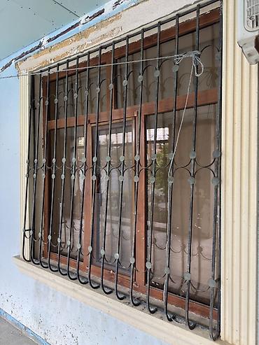 resotka pencere: Pəncərə: 172x172 ölçüdə
Dəmir reşotka
Qiymətlə bağlı: 051 899 91 91 — 1