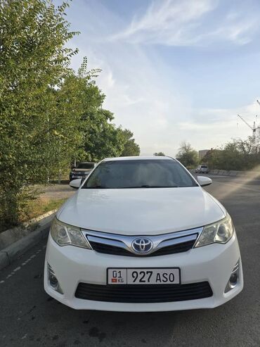 машина электронный: Toyota Camry: 2012 г., 2.5 л, Гибрид, Седан