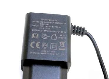 Adapteri i punjači za laptop: Punjač za bateriju – 21,8 V / 0,6 A (EU utikač) - Model — 3