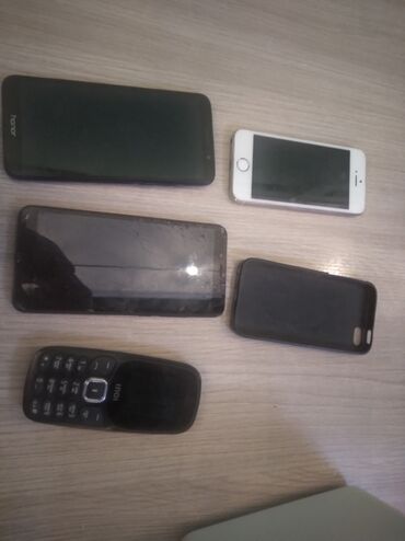 Мобильные телефоны: Xiaomi, Redmi 5A, Б/у, 32 ГБ, 2 SIM