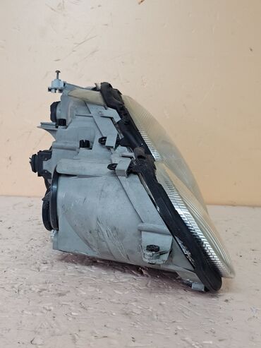 Передние фары: Передняя левая фара Mercedes-Benz 2002 г., Б/у, Оригинал, Германия — 11