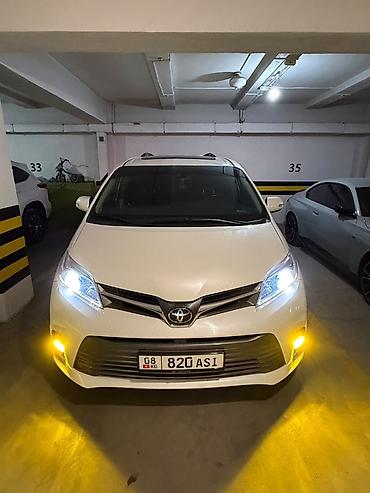 аренда toyota sienna: Toyota Sienna: 2018 г., 3.5 л, Автомат, Бензин, Минивэн — 2