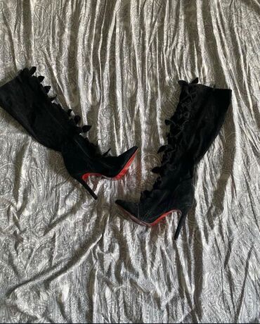 stefano obuca novi sad: High boots, Alexander McQueen, 37