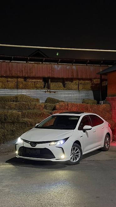 армения обмен: Toyota Corolla: 2019 г., 1.8 л, Вариатор, Гибрид, Седан — 4