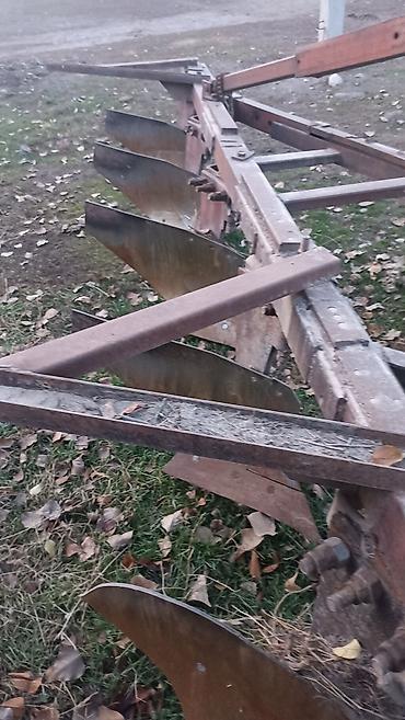 Другие плуги: Продаю трактор Т-150 в хорошем состоянии. Имеется плуг и мала. Или — 6