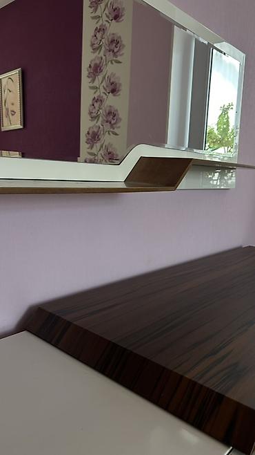 lepe: Mebel dəsti – 600 alınıb.komod 2-ci əldi, iş/üz masası və divardan — 6