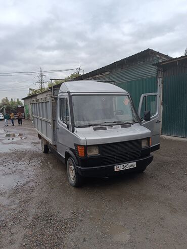 мерседес бенс сапог бортовой: Легкий грузовик, Mercedes-Benz, Б/у