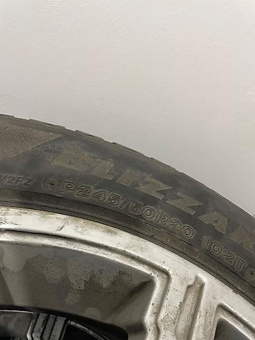 315 80 22 5: İşlənmiş Disk təkər Land Rover 245 / 50 / R 20, 5 Boltlu — 2