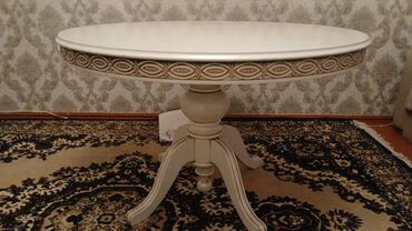 Restoran mebeli: Qonaq masası, İşlənmiş, Yumru masa lalafo.az -da Restoran mebeli: Qonaq masası, İşlənmiş, Yumru masa