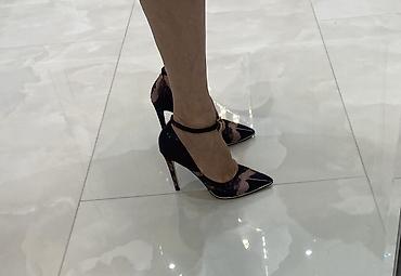 charles keith: Brend Call lt Spring - Kanada. 220 AZN - ə alınıb. 1 dəfə toya — 1