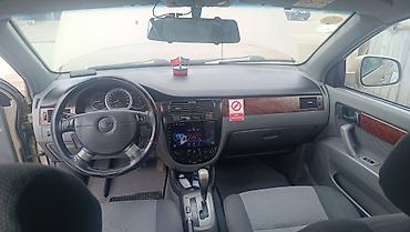 Sərnişin daşımaları: Minik avtomobili — 12