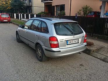 kupujem golf 5: MAZDA 323 - KOMPLETAN AUTO U DELOVIMA | MAZDA 323 323F polovni — 1