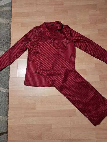 cizme za sneg zenske: Bonatti, XL (EU 42), Single-colored, color - Burgundy