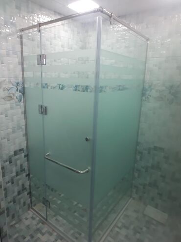 Duş kabinaları, arakəsmələr: Yeni Arakəsmə, Künc üçün, Pulsuz çatdırılma — 6