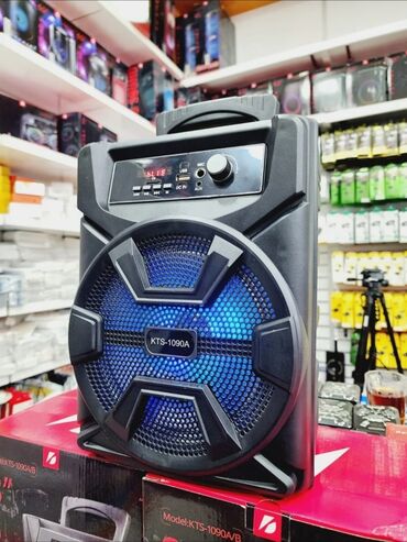 speakers: 👉Brend KTS Firmasi olan Karaoke Bluetooth Kalonka 👉Hem Tok ile Hem