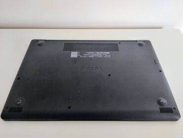 Toshiba: Intel Core i5, 8 GB OZU, 15.6 " — 4