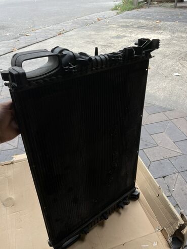 radiator yuyan: Məhsul: Avtomobil radiatoru – BEHR, Mercedes-Benz üçün Mənşə: Made in
