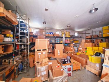 Anbar və emalatxanalar: Səbail rayonu, Badamdar şossesində, 1-ci massivdə əsas yolun üstündə — 4