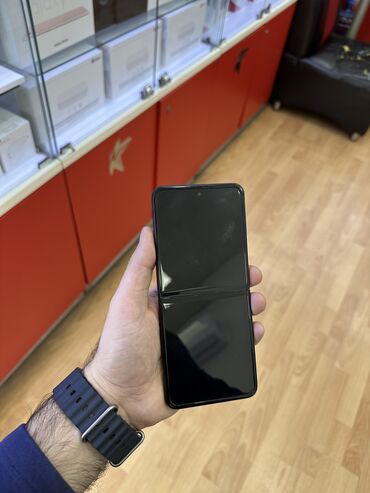 Samsung: Samsung Galaxy Z Flip 3, 256 GB, rəng - Qara, Zəmanət -da lalafo.az — 8 Samsung: Samsung Galaxy Z Flip 3, 256 GB, rəng - Qara, Zəmanət — 8
