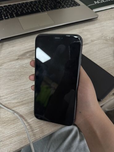 мониторы usb type c: IPhone 11, Черный