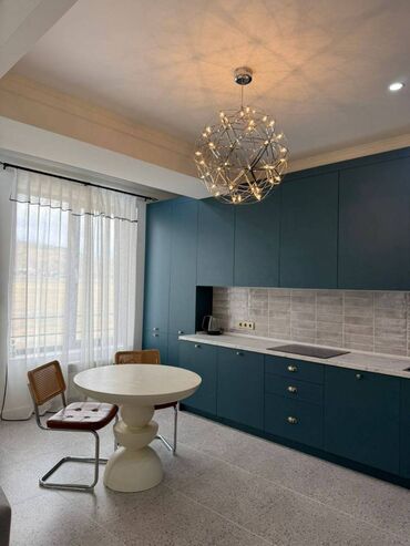 аренда квартир асанбай: 2 комнаты, 90 м², Элитка, 3 этаж, Дизайнерский ремонт