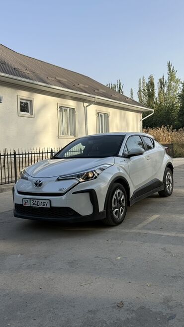ручная лебедка: Toyota C-HR: 2021 г., Электромобиль, Кроссовер