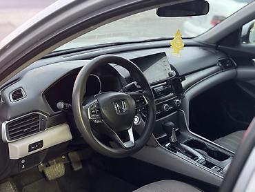 alba: Honda Accord: 2019 г., 0.5 л, Автомат, Бензин — 4