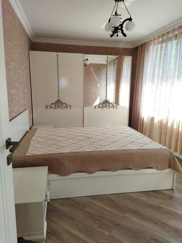 yeni emlak az 2018: Новханы, 200 м², 4 комнаты, Комби, Газ, Электричество