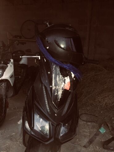 мотор касилка: Скутер Suzuki, 150 куб. см, Бензин, Колдонулган