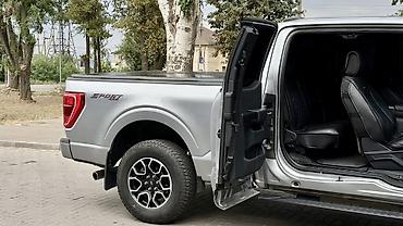 bud e9: Ford F-150: 2022 г., 2.7 л, Автомат, Бензин, Пикап — 9