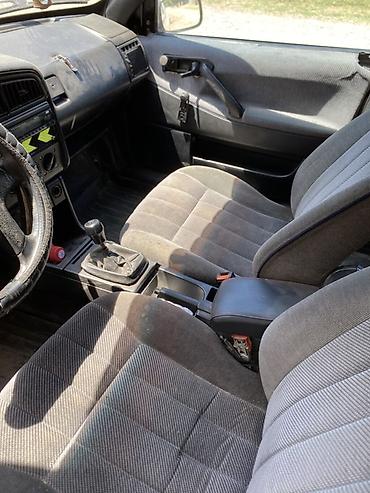 rota grid: Volkswagen Passat: 1990 г., 1.8 л, Механика, Бензин, Седан — 9