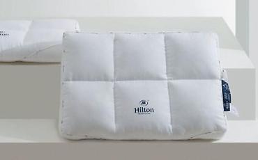 чехол s8: Подушки Hilton Presidential Suite - Формат: гостиничные подушки с — 2