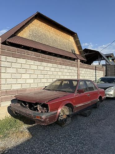 mazda 121: На разбор Ниссан блюберд — 1