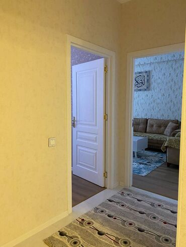 Uzunmüddətli kirayə mənzillər: Mənzil kirayə verilir. 2 qanuni otaq və ayrı mətbəxt, 14.10 mər, 82 — 4