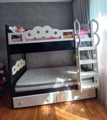 деревянные двухъярусные кровати: Oğlan və qız üçün, İşlənmiş, Çarpayı, Matras ilə, Siyirməli