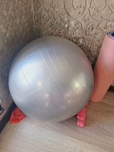 Мячи: Gym ball/ гимнастический мяч