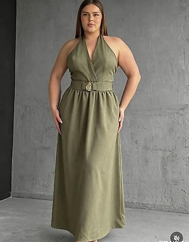 iris smart: Haljina maxi dužine sa halter izrezom i preklopljenim dekolteom. Model — 1