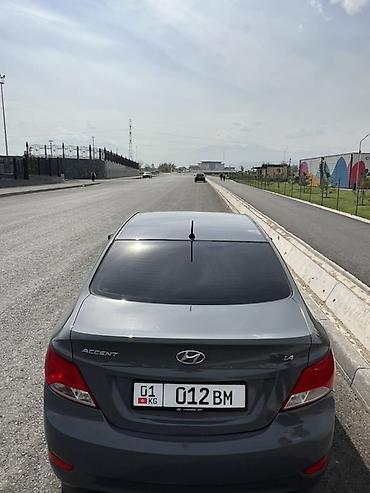 spark 2021: Hyundai Accent: 2019 г., 1.4 л, Автомат, Бензин, Седан — 9