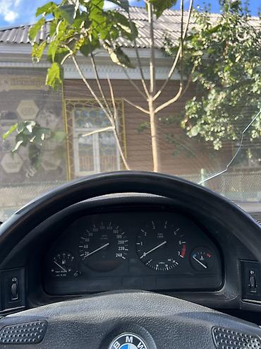 BMW: BMW 5 series: 1989 г., 2.5 л, Механика, Бензин, Седан — 5