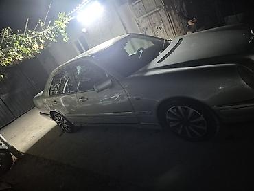w210 e320: Mercedes-Benz E-Class: 1996 г., 2 л, Механика, Бензин, Седан — 3