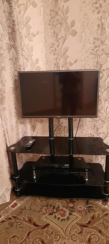 monitor tv: LG televizor + şüşə TV stendi (dəst) Məhsulun tərkibi: - LG LED — 2