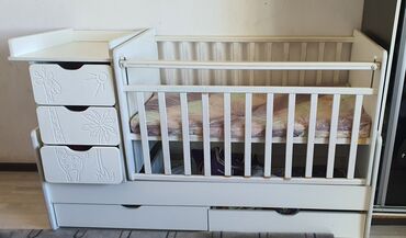 Продаётся детская кровать Б/у в хорошем состоянии 9500с(в подарок плед
