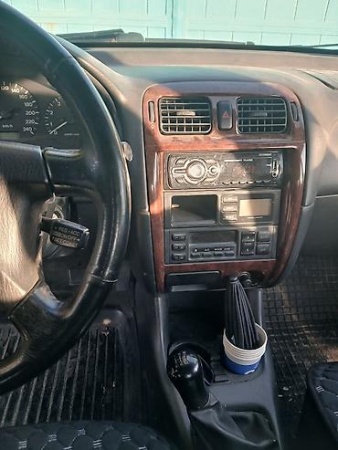 Mazda: Mazda 626: 1998 г., 2 л, Механика, Бензин, Хэтчбэк — 6