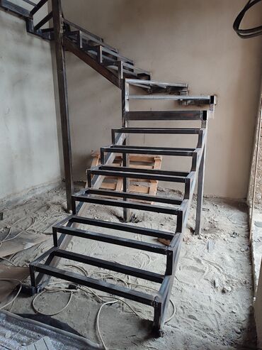 Обшивка лестниц: Лестница лестница каркас сварочный работа лестница перила на весь — 9